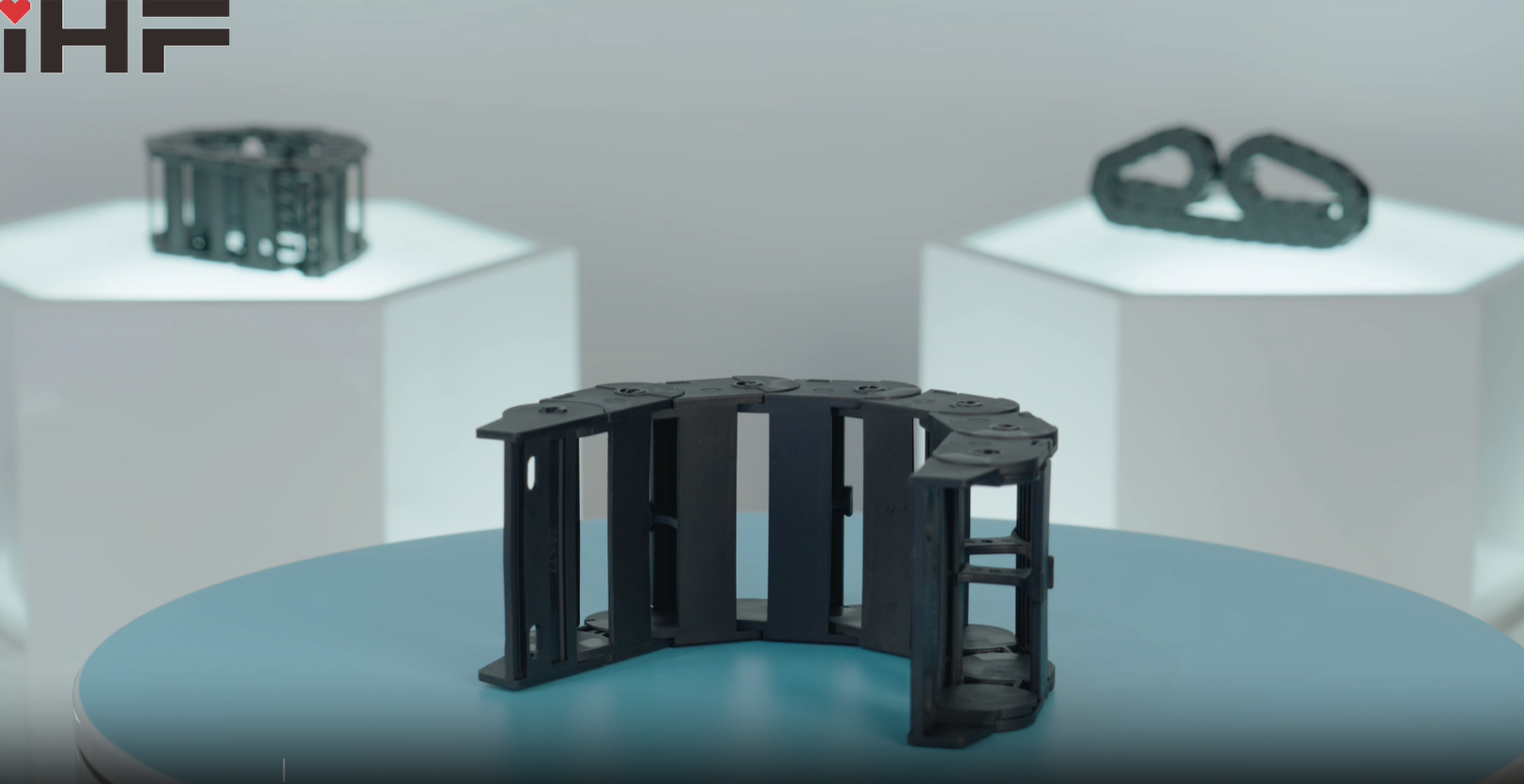 Precisão em Movimento: Como as Correntes Porta-Cabos de Nylon Aumentam a Confiabilidade da Automação Moderna