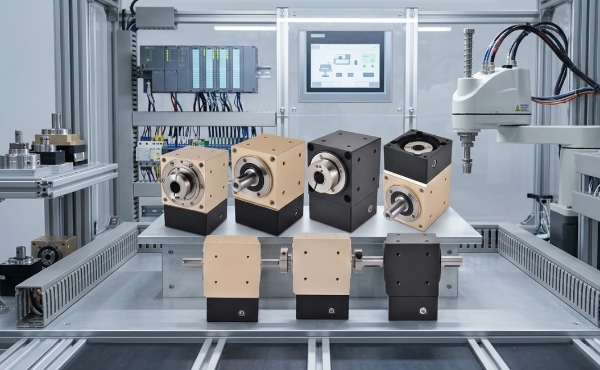 Efici&ecirc;ncia em Engenharia com Redutores de Engrenagem Industriais de &Acirc;ngulo Reto